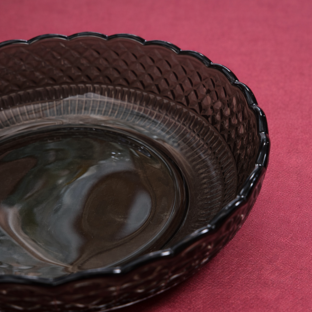 Smoked Glass Snack Plates Set of 6 | Diamond Cut Vintage Pattern | Scalloped Rim Dessert Serving Plates | Lead-Free Chip-Resistant | Microwave & Dishwasher Safe | Charcoal Grey