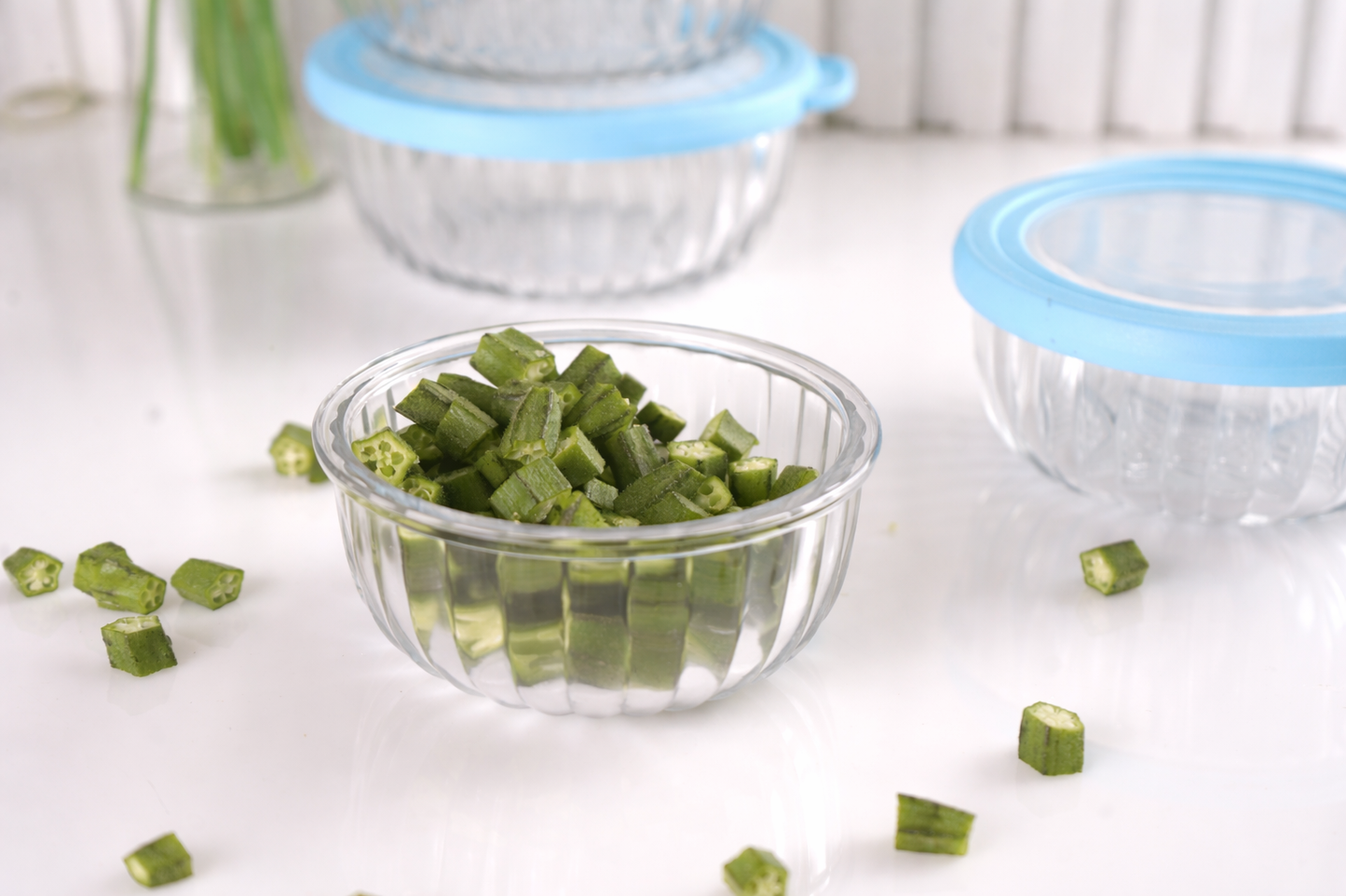 CrystalSeal Glass Storage Bowls – Set of 4 (2 bowls of 350 ml & 2 bowls of 650 ml), Microwave Safe Bowls with Silicone Unbreakable Lid